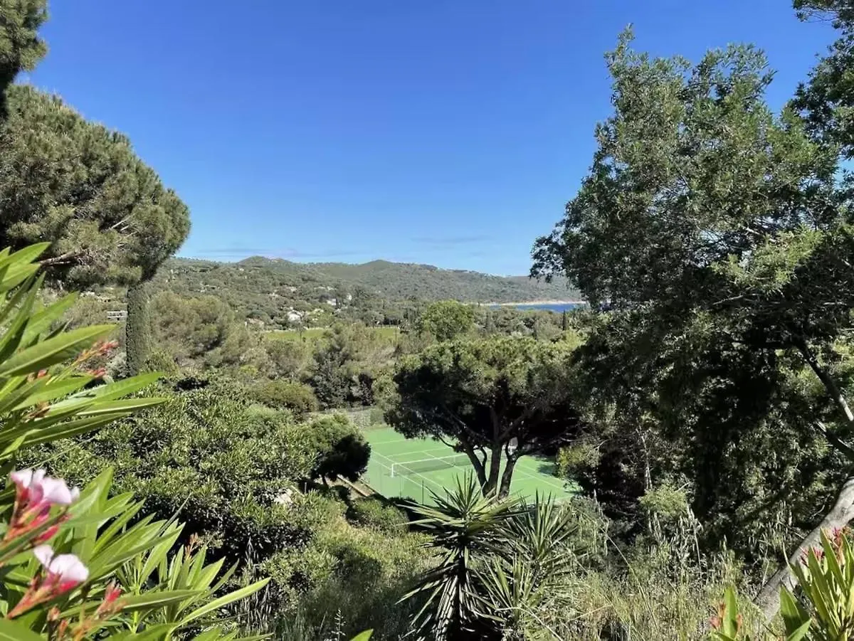 Ajoucadou - Vue Sur Le Cap Lardier La Croix-Valmer